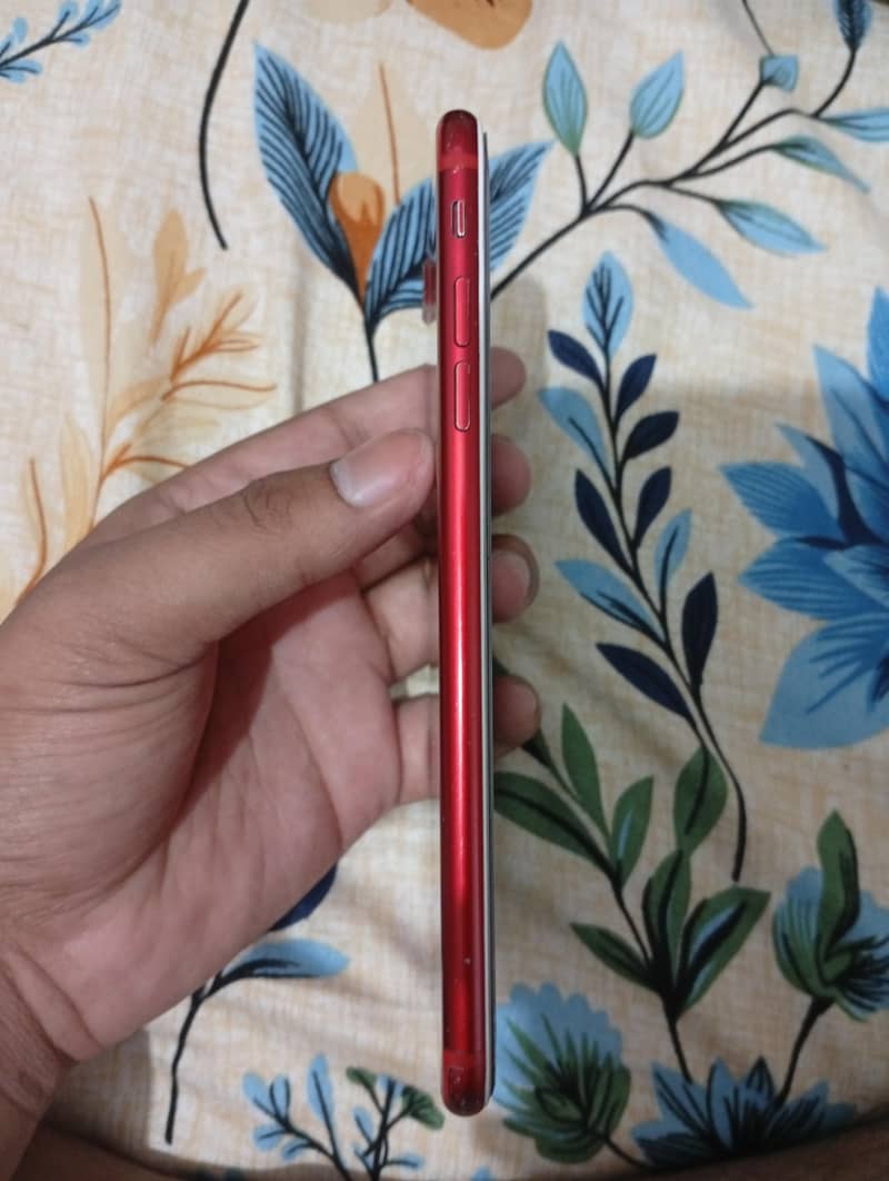 Apple iPhone 7 Plus 3