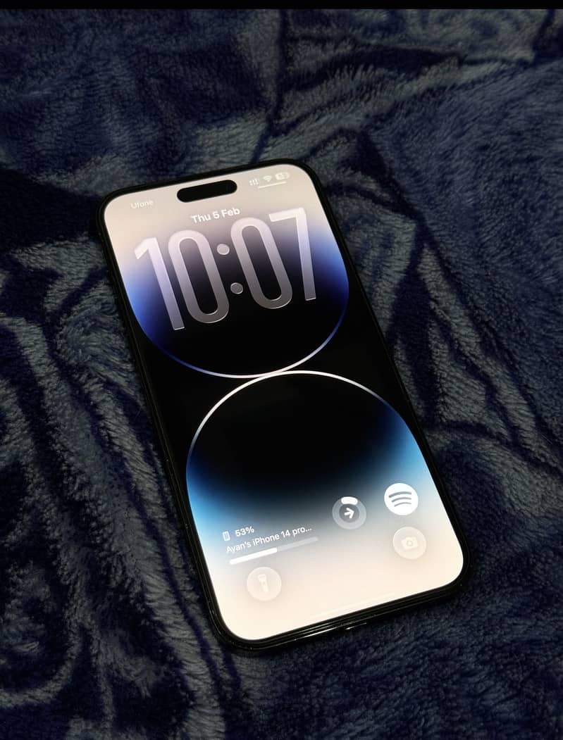 Apple iPhone 14 Pro Max 1
