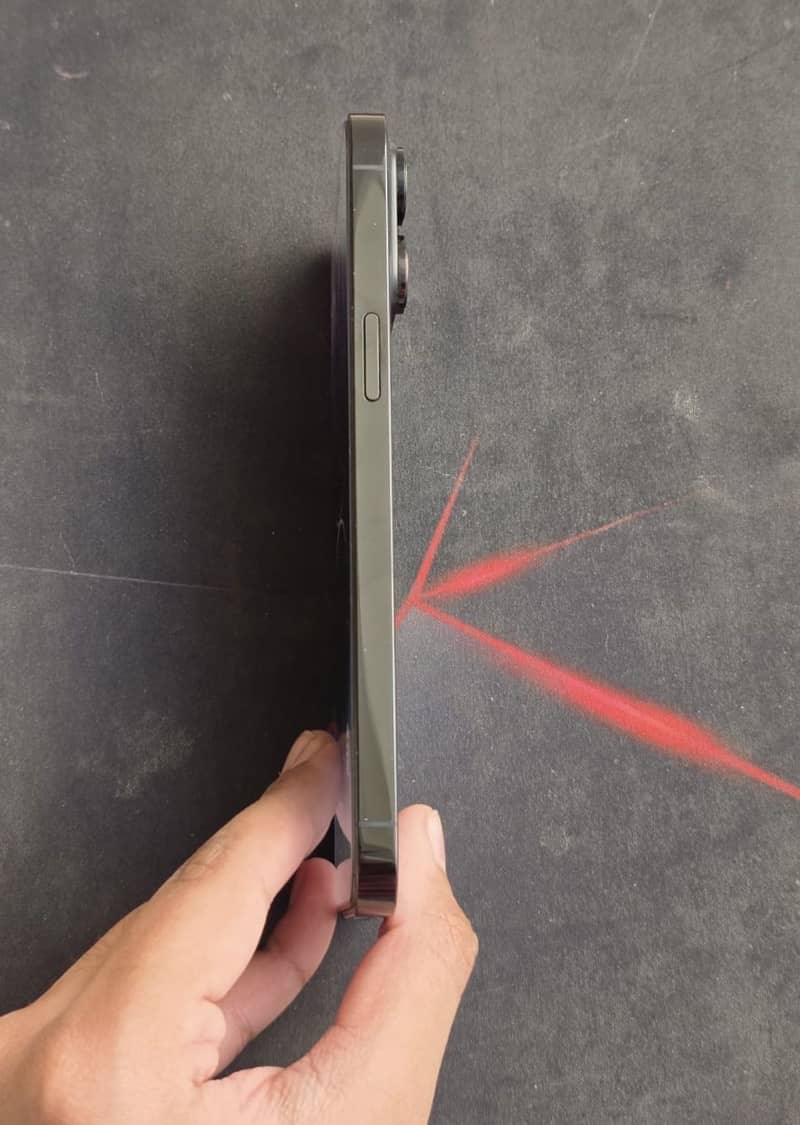 Apple iPhone 14 Pro Max 7