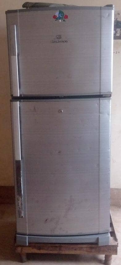 Refrigerator Dawlance Medium Size