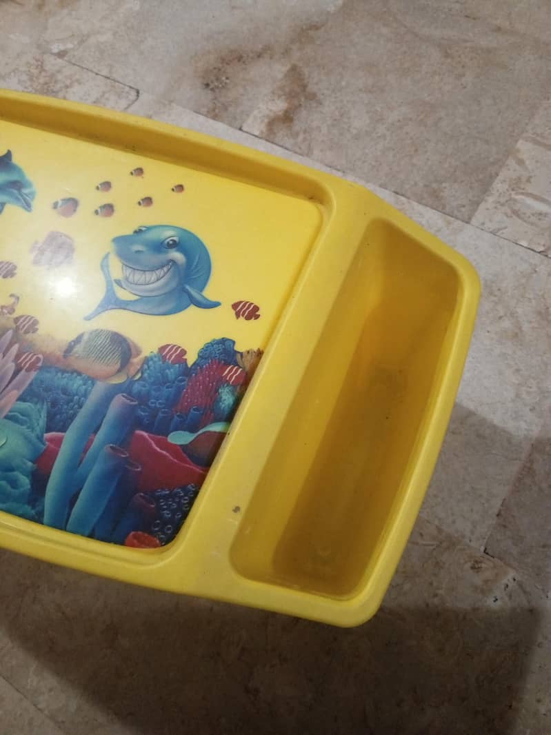 Study table for kids 1