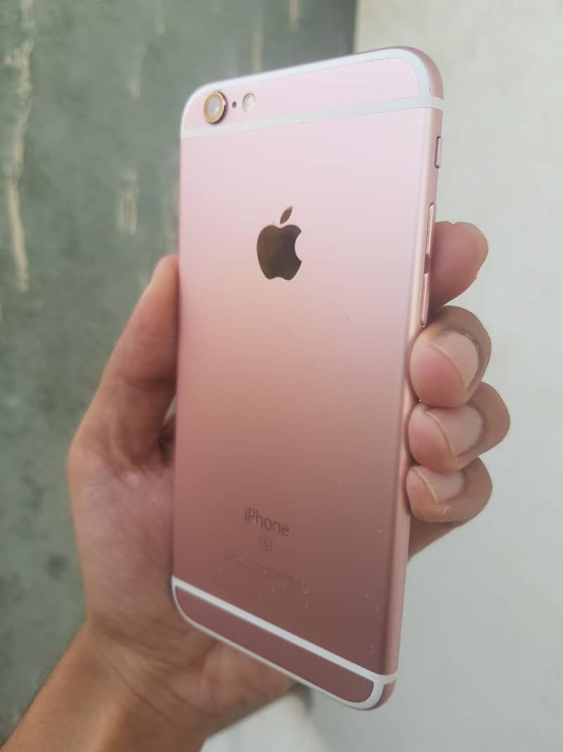 Apple iPhone 7 1