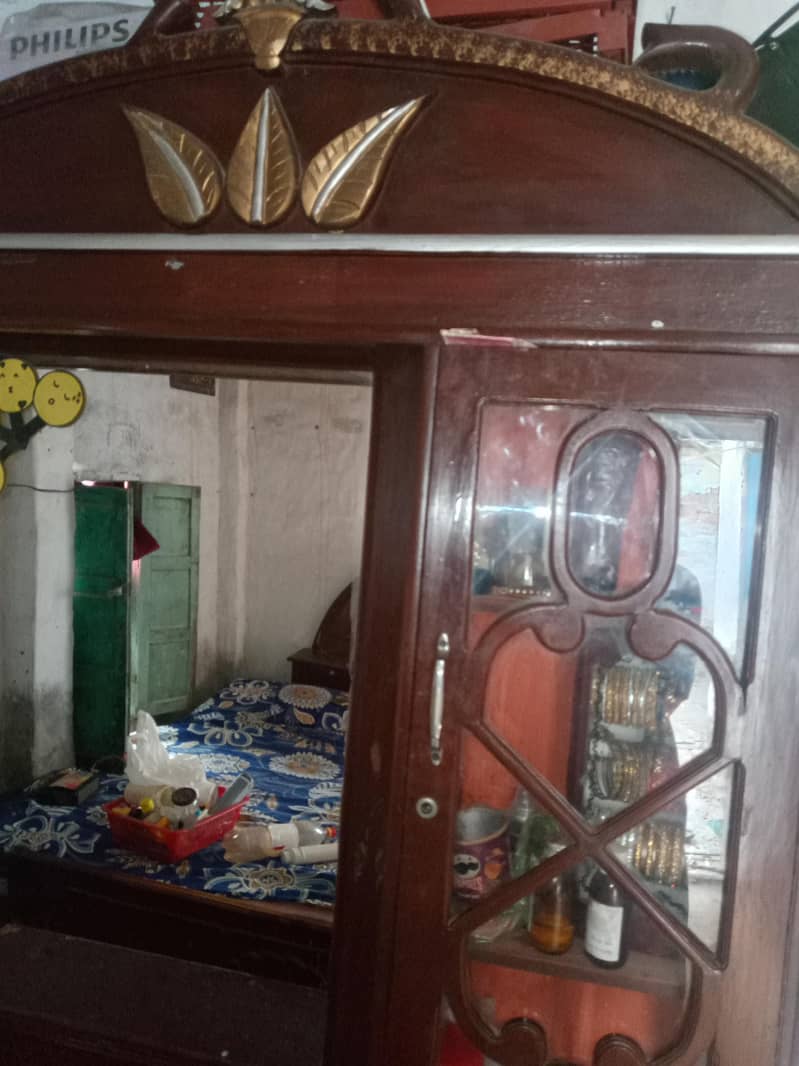 Dressing Table 2
