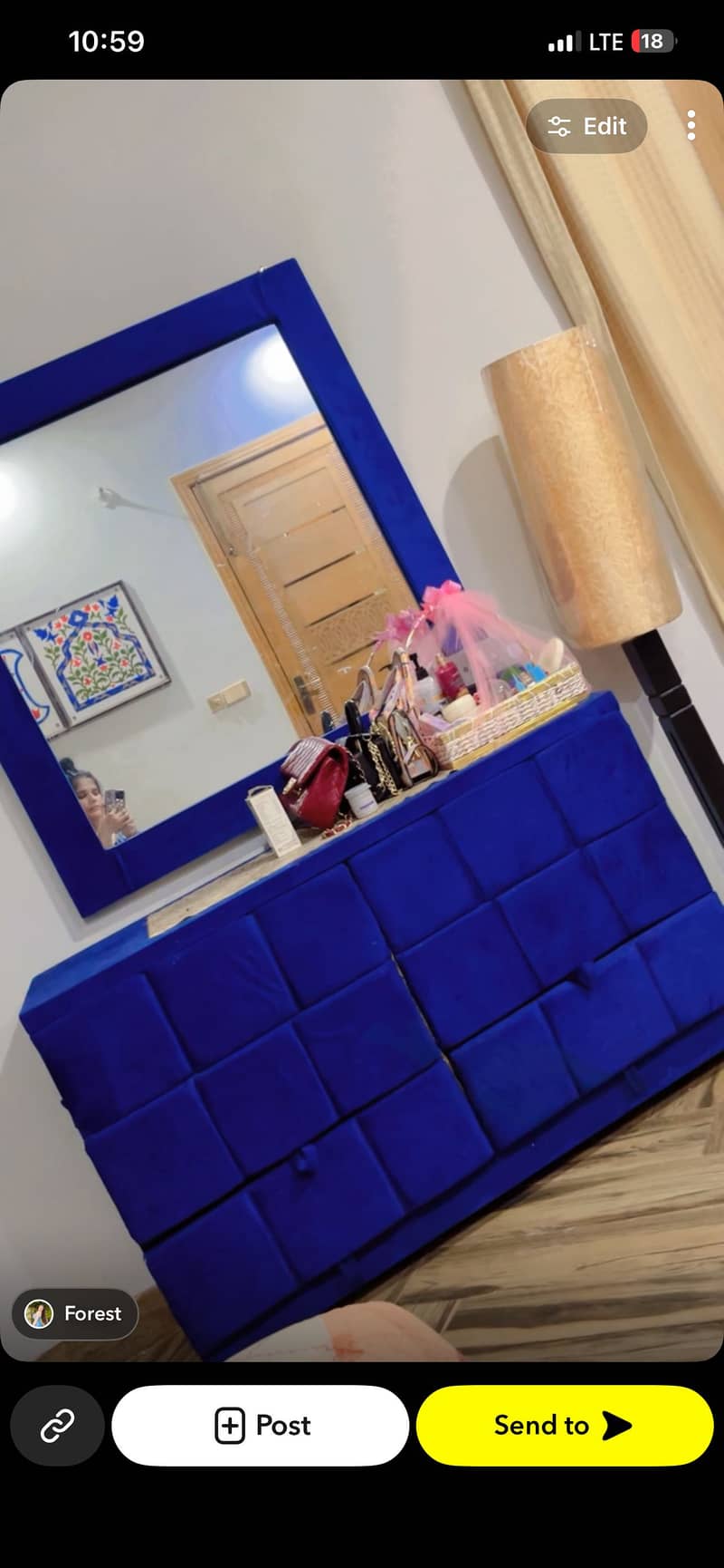 Bed side table dressing 3