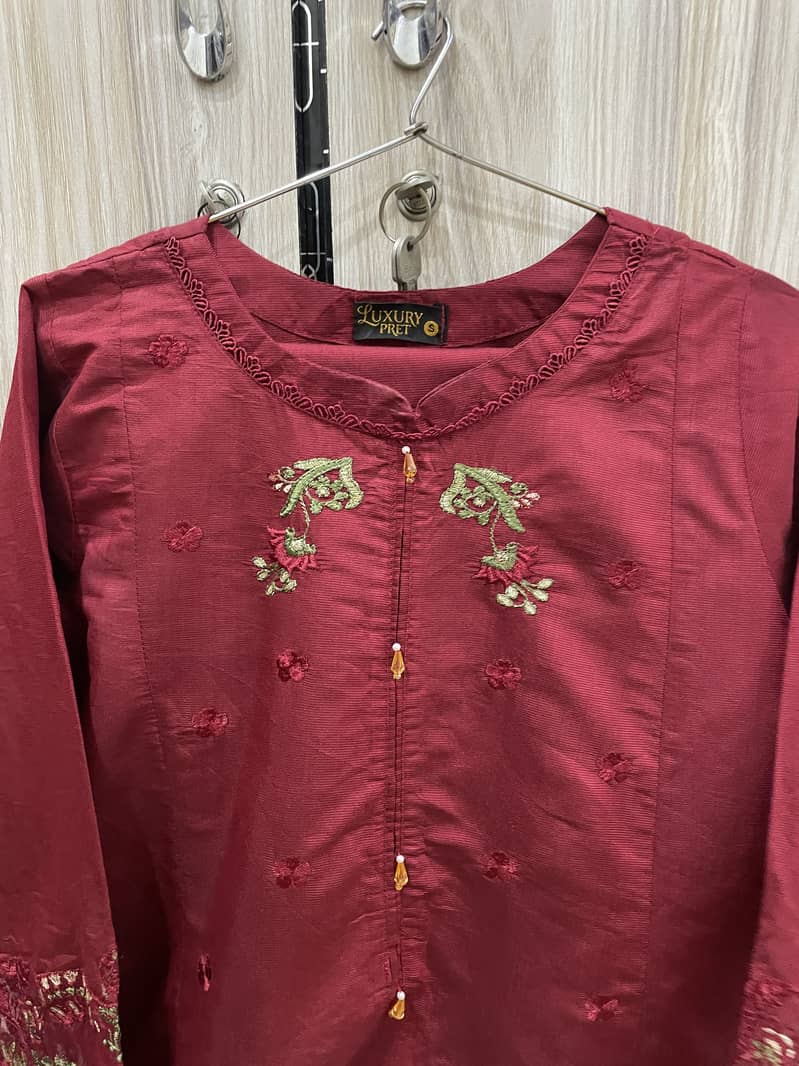Preloved dresses 0
