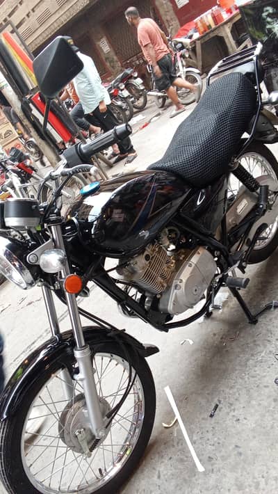 Suzuki GS 150