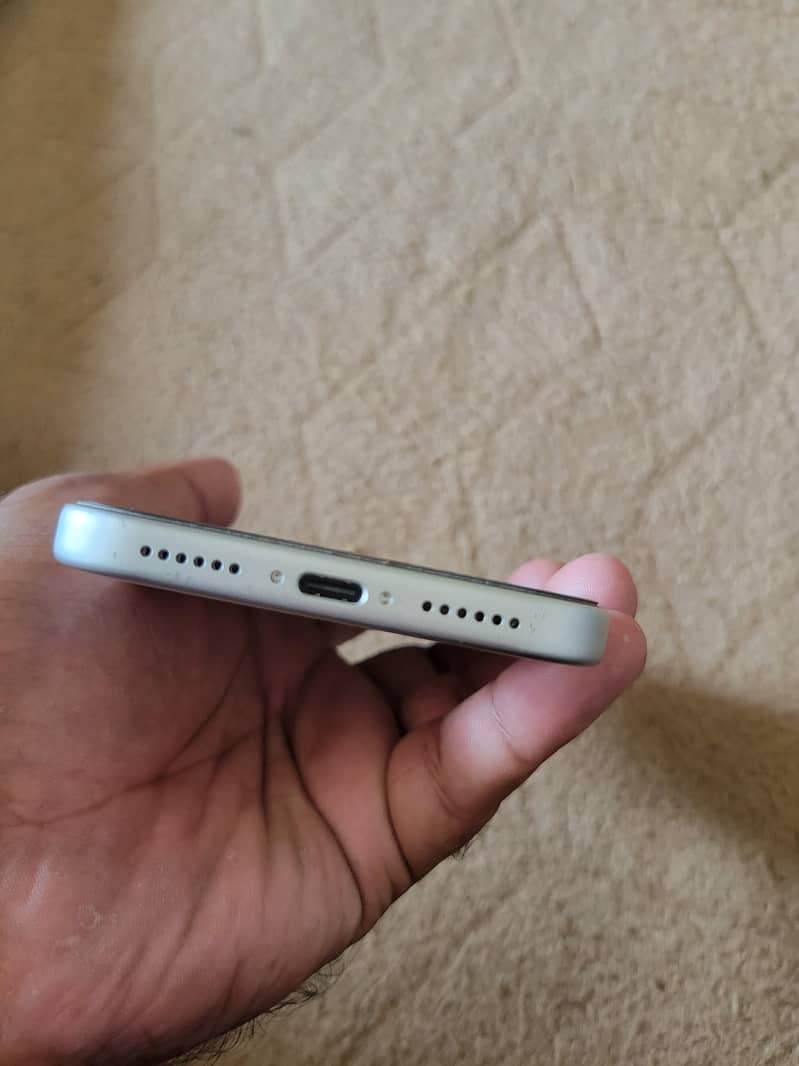Apple iPhone 17 Pro Max 3