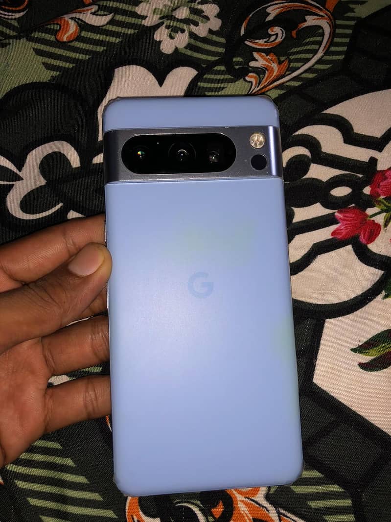 Google Pixel 8 Pro 0