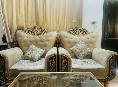 Luxurious 7-Seater Classic Wooden Sofa Set with Center Table | Premium