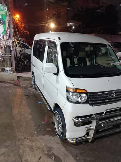 Nissan Clipper 2011