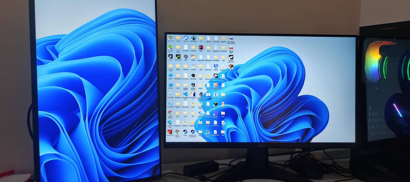 Dual Screen setup Gaming Pc 0