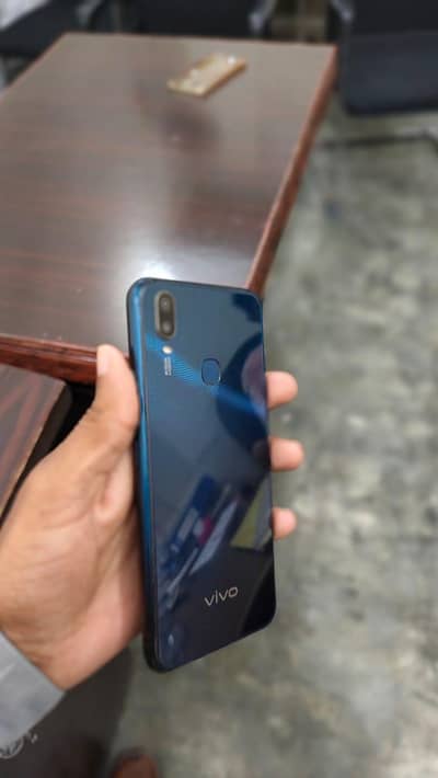 Vivo Y11