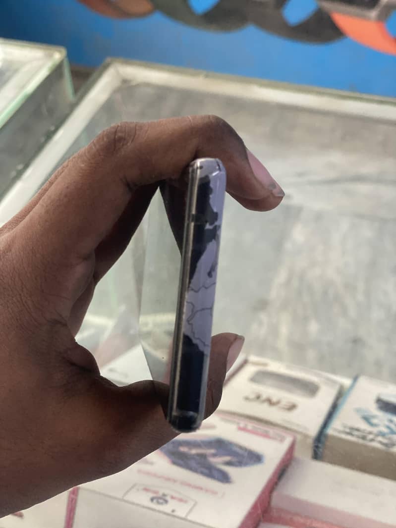 Google Pixel 6a 1