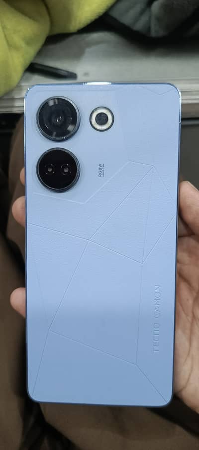Tecno CAMON 20