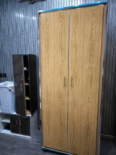 2 Door Wooden Wardrobe good condition 