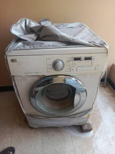 LG 7 kg front door automatic machine with dryer