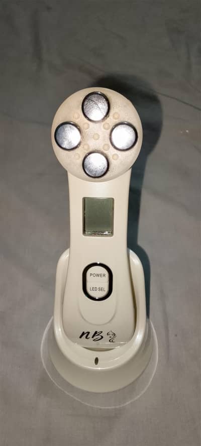 Nourish belle 5-in-1 led skin tightening device