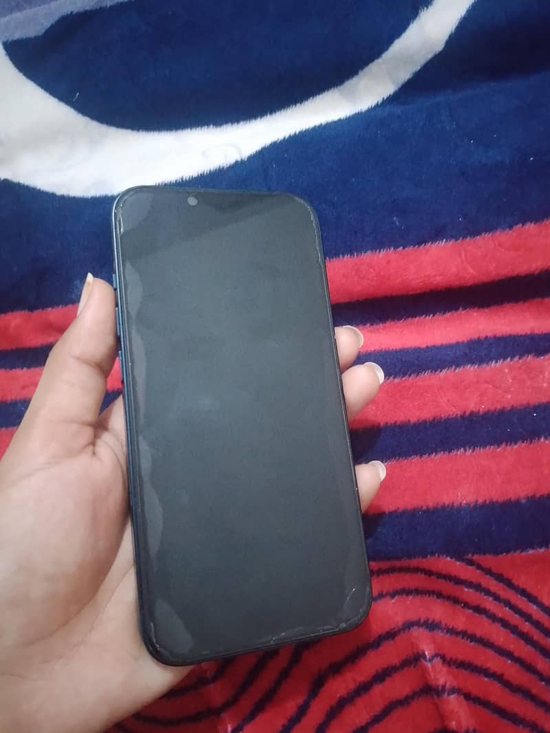 Apple iPhone 13 3