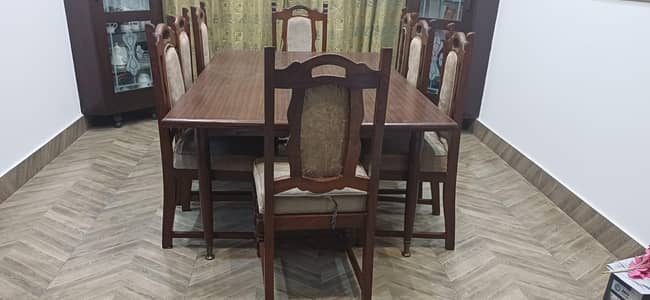 dinning table with chairs