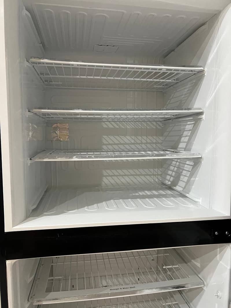 Refrigerator 6