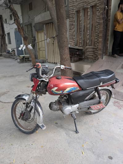honda 2004 cd70 bike engine new update only4 days used