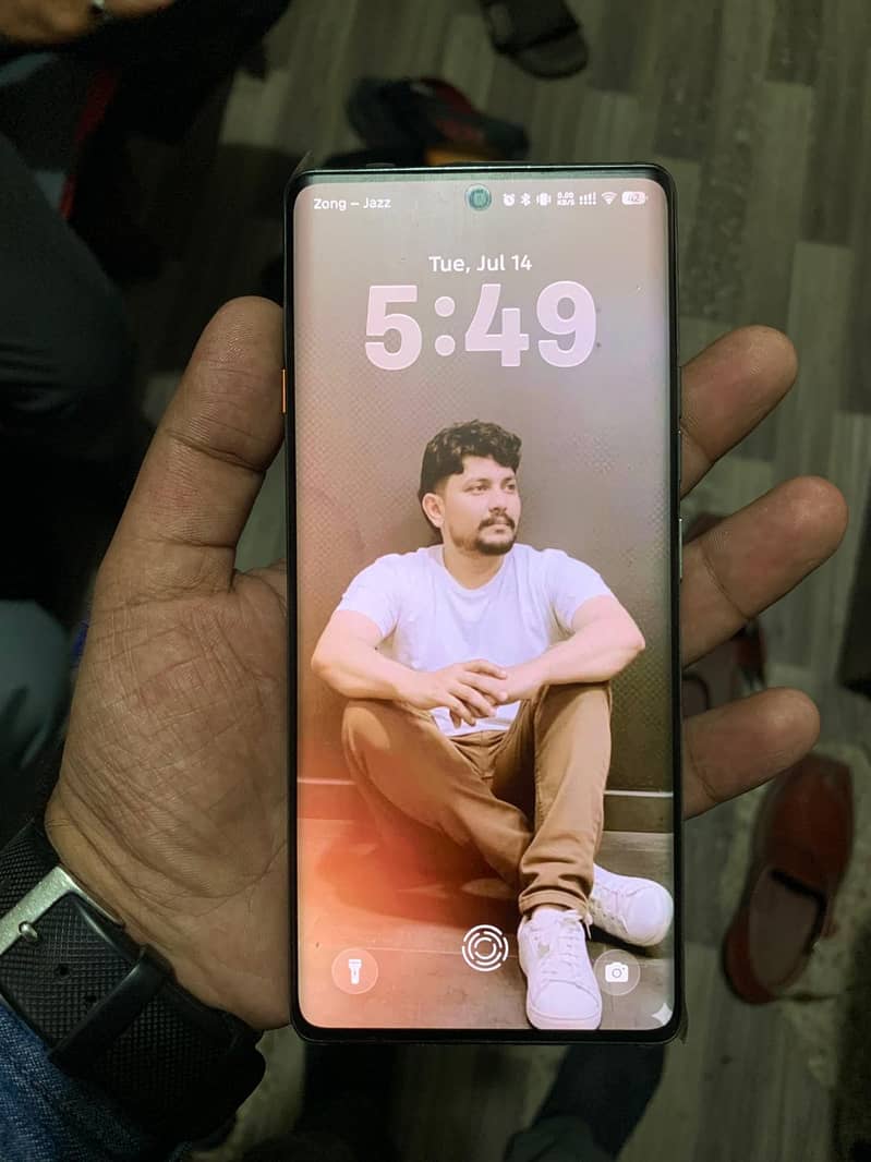Tecno CAMON 40 Pro 4