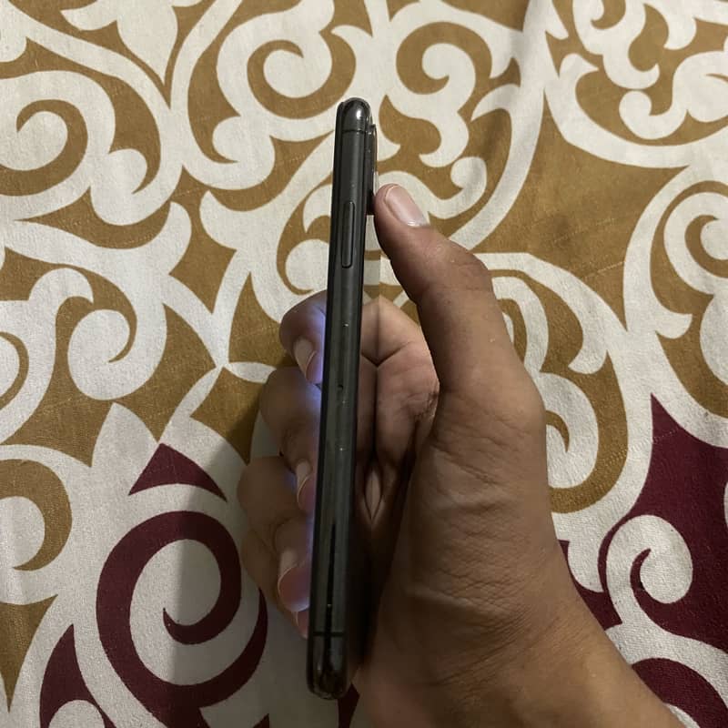 Apple iPhone X 2