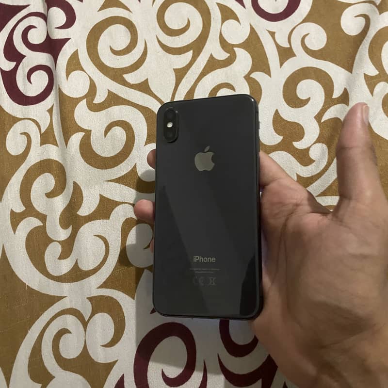 Apple iPhone X 3