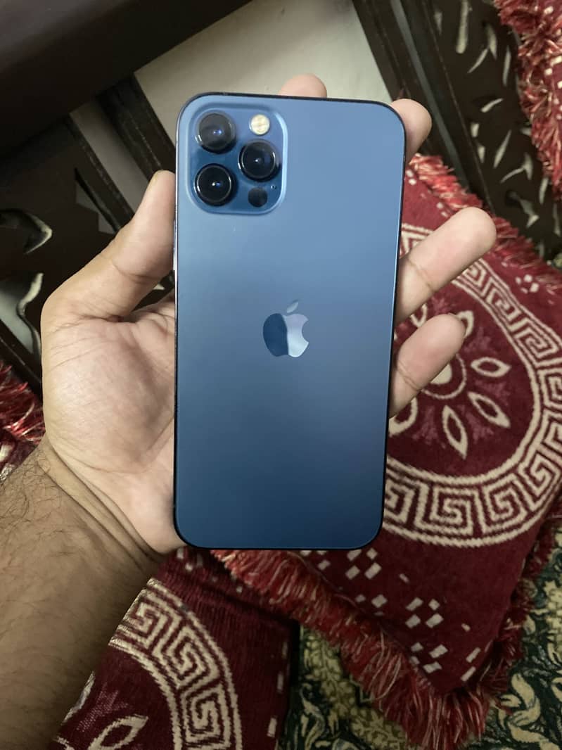 iphone 12 Pro 4