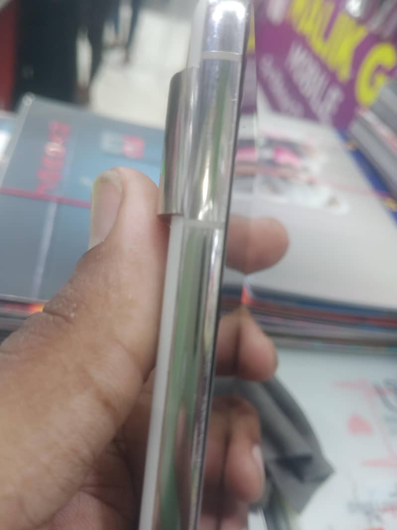 Google Pixel 8 Pro 3