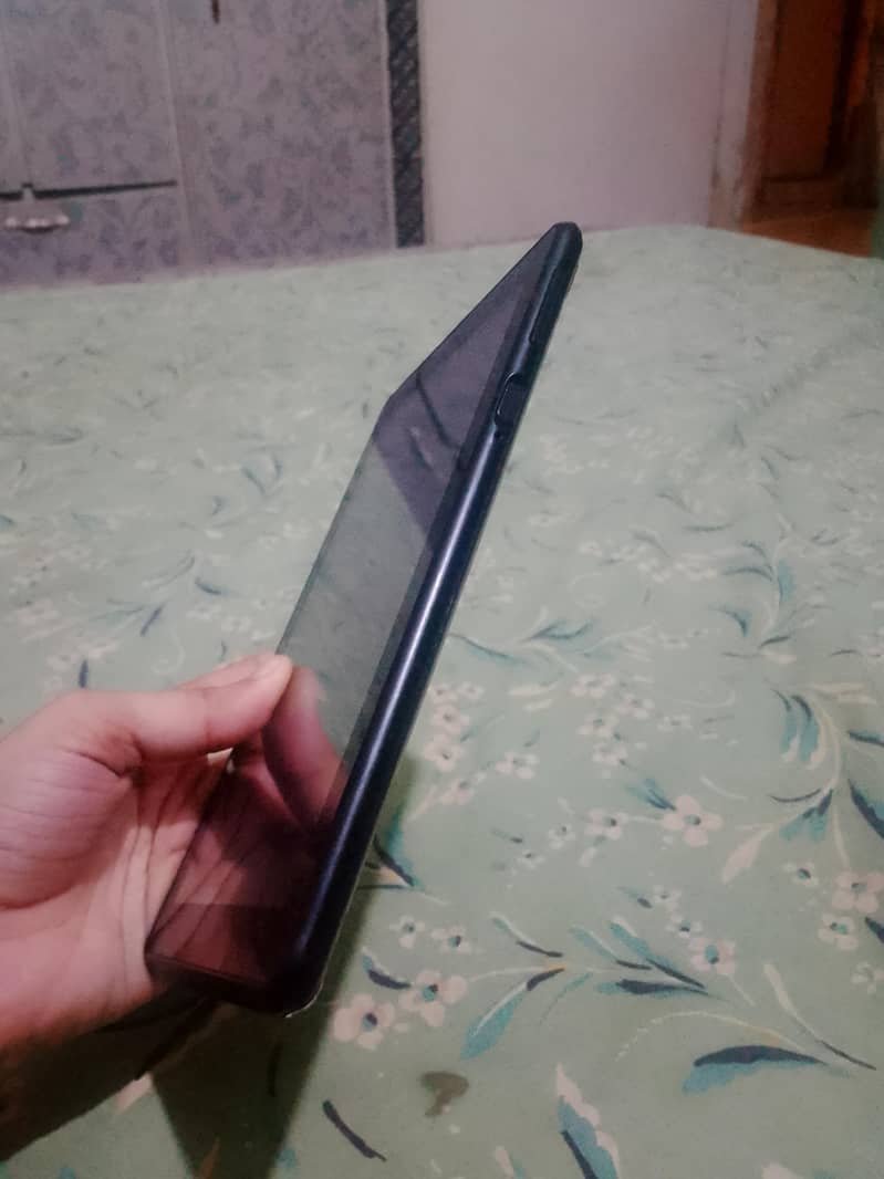 Amazon tablet 1