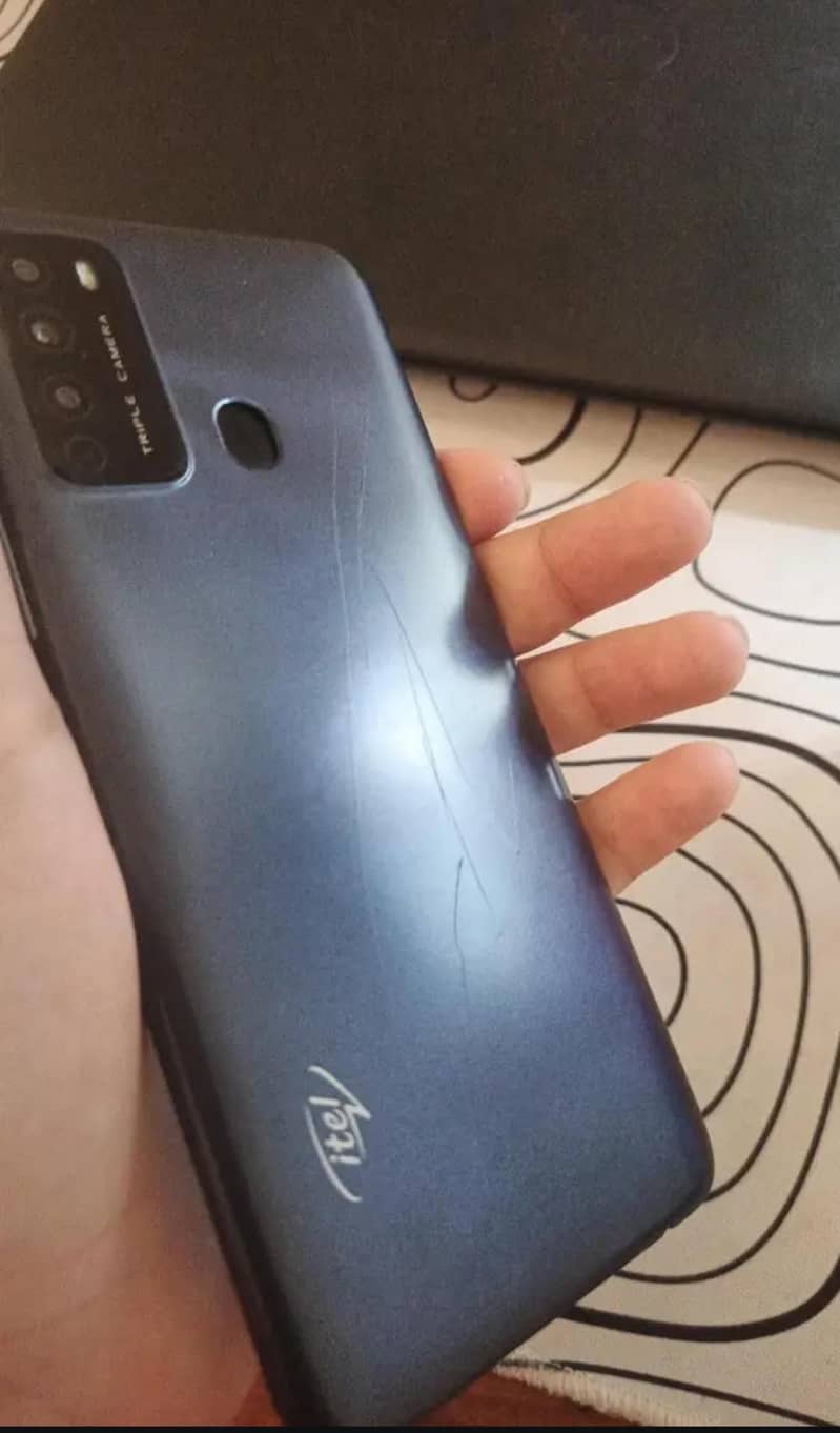 Itel Vision 2 2