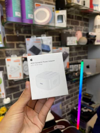 Premium Fast Chargers & Adapters (Anker, Apple, Samsung, Ugreen)