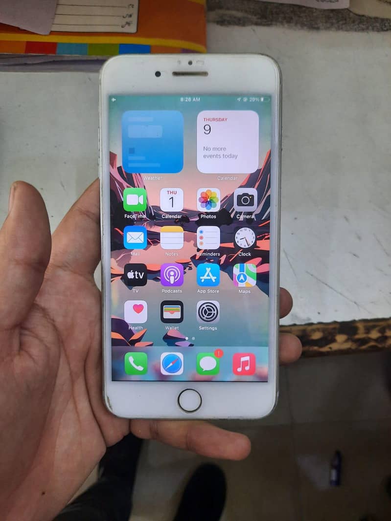 Apple iPhone 7 Plus 6
