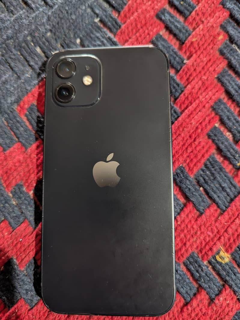 Apple iPhone 12 3