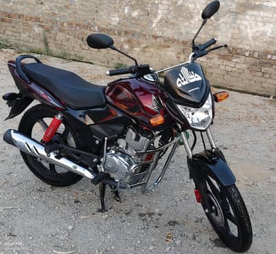 Honda cb125f