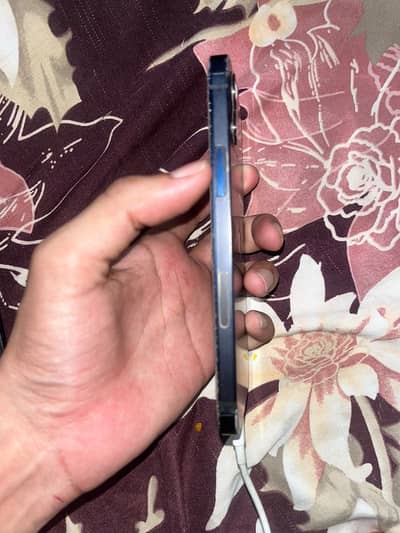 iPhone 12 none pta