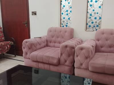 7 seater sofaa with tablee used like new