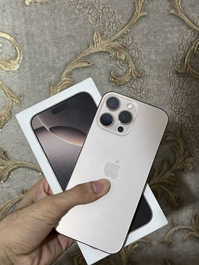 Apple iPhone 16 Pro Max