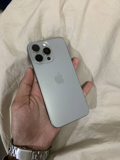 Apple iPhone 15 Pro Max