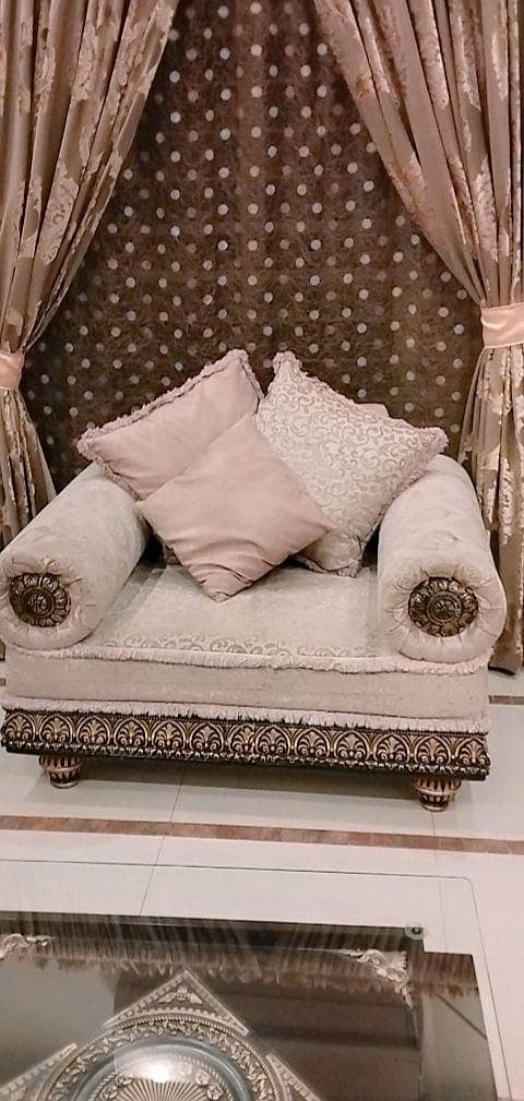 3/2/1 sofa set hai 1