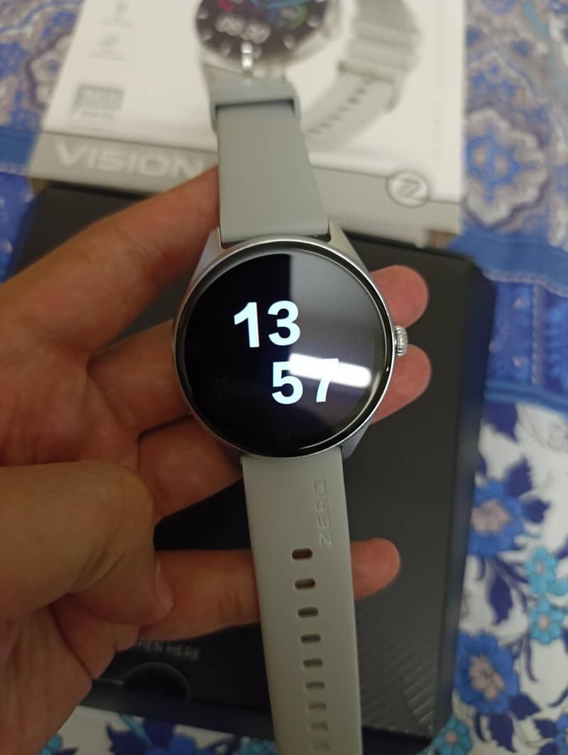 Zero Amoled Display watch 10/10 condition 2