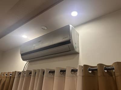 Orient 2 ton DC inverter ultron series for sale