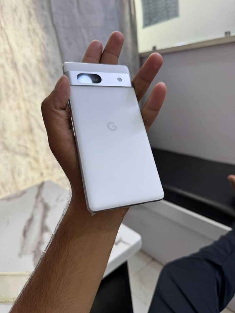 Google Pixel 7a 1