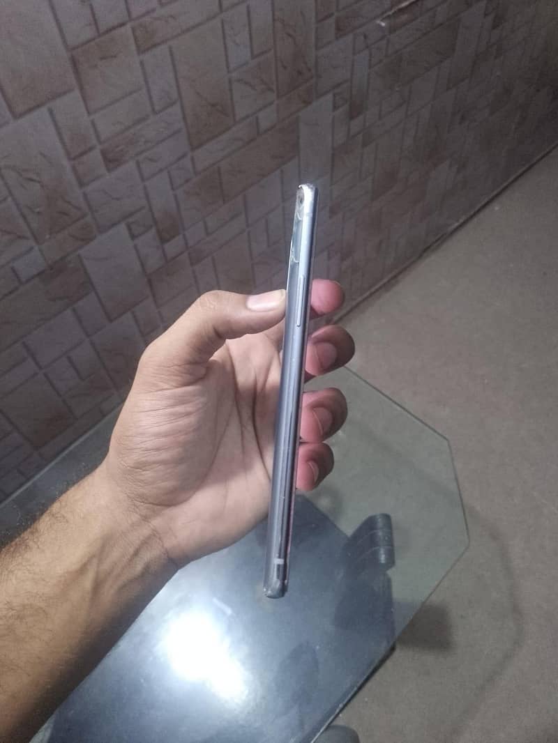 One Plus 8T 5