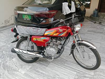Honda 125 killo meter use 14 new show rom sy ghr tk aya hai 10/10