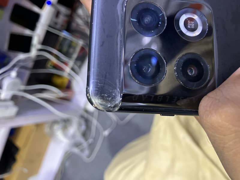 One Plus 10 Pro 1