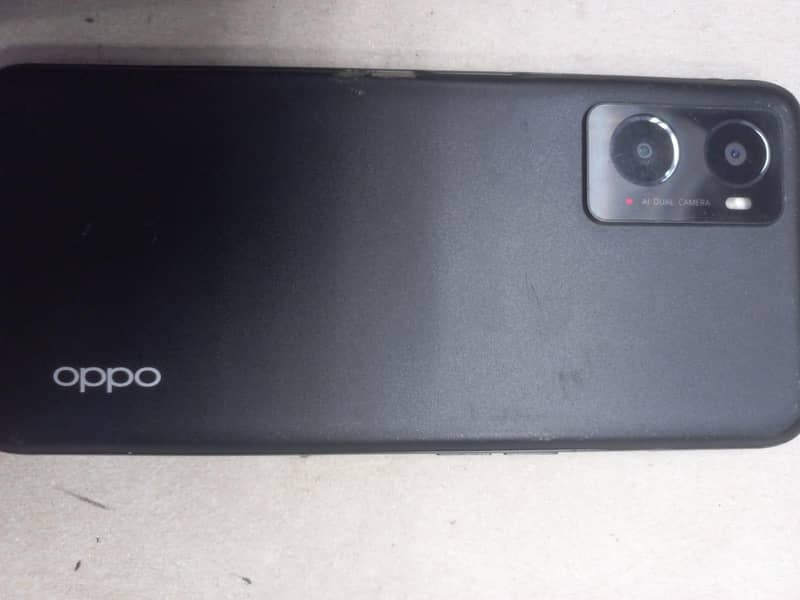 OPPO A76 0