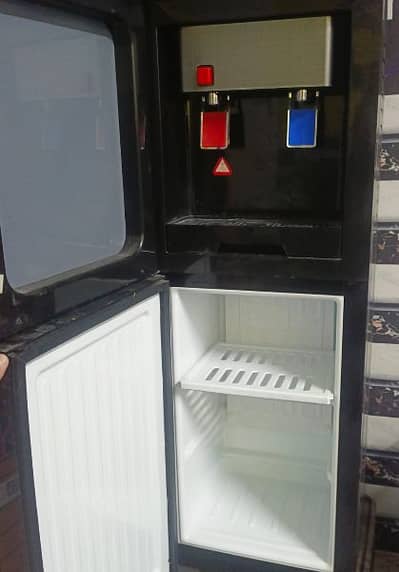 PEL Dispenser Urgent Sale
