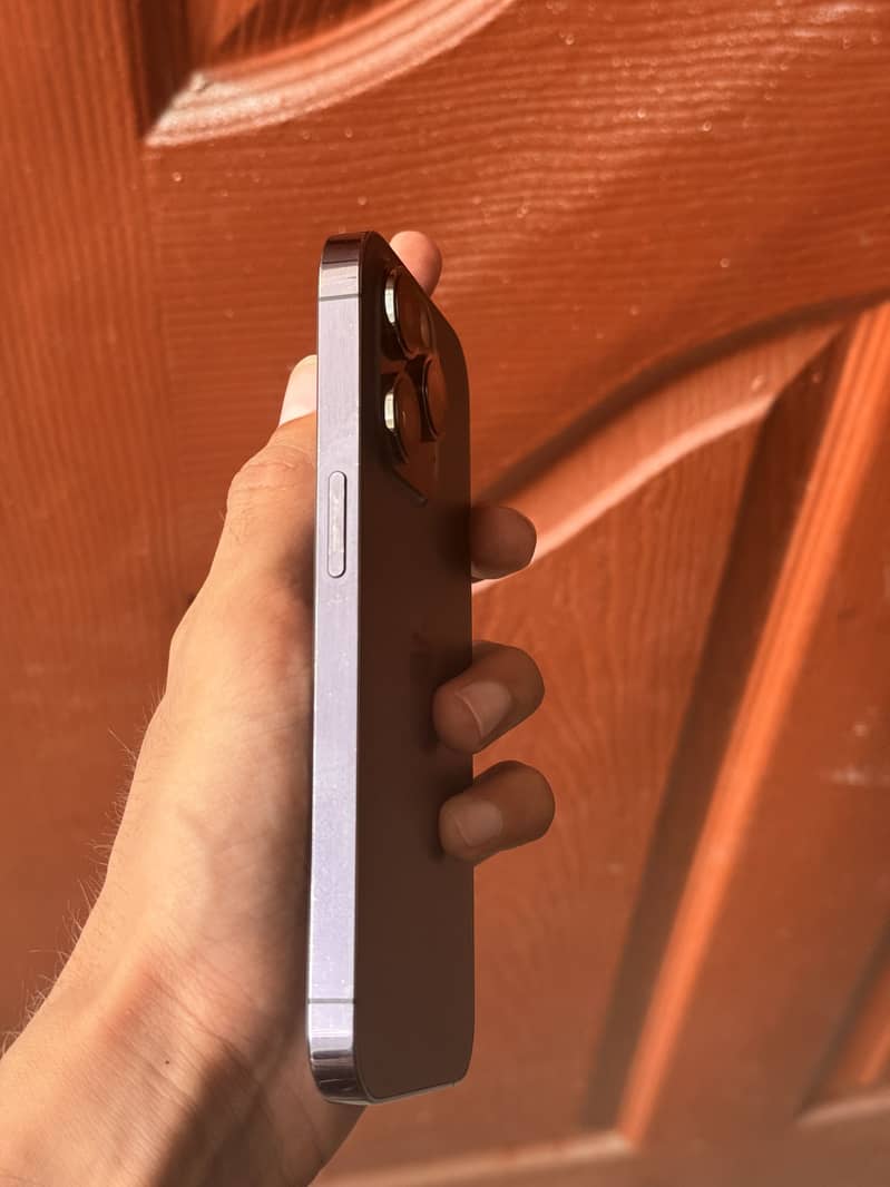 Apple iPhone 14 Pro 3